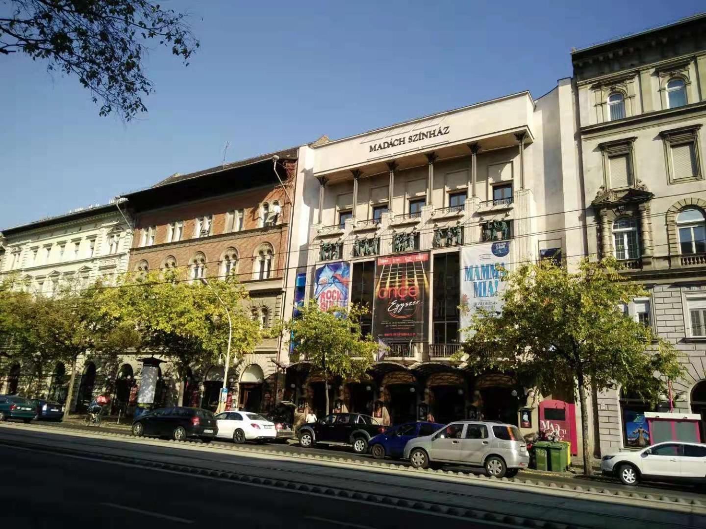 E34 Apartment Будапеща Екстериор снимка